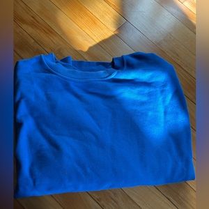 lululemon crew neck womens size 6